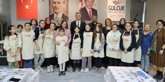 Kocaeli Gölcükte öğrenciler tatili sanatla doldurdu haberi