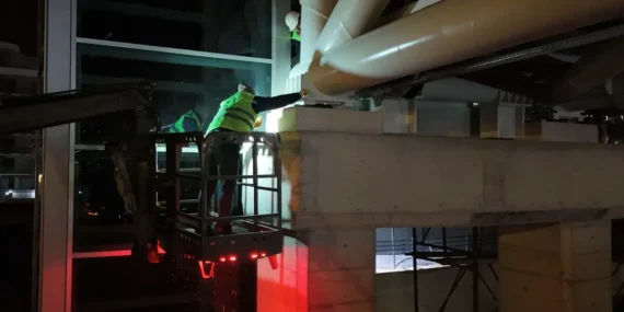 Kocaeli'de üst geçide 120 tonluk çelik aksamı monte edildi haberi