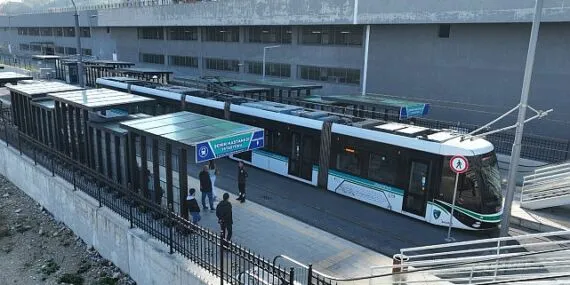 Kocaeli’de ulaşım filosu büyüyor, hizmet ağı güçleniyor;  2024, raylı sistemlerde altın yıl oldu haberi