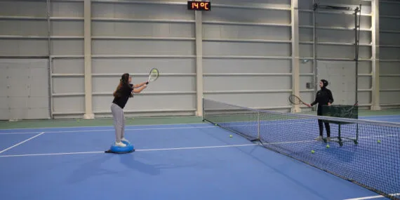 Konya Karatay tenis tutkunlarının yeni mekanı oldu haberi