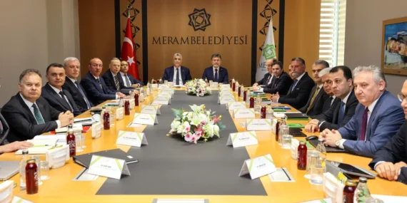 Konya Meram Belediyesi, Bakanlarla önemli görüşmeler gerçekleştirdi haberi
