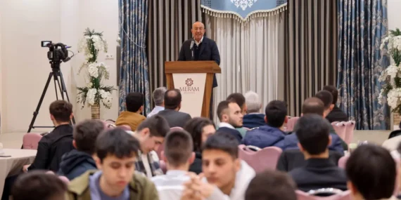 Konya'da 'Başkan Kavuş gençlerle buluştu' haberi