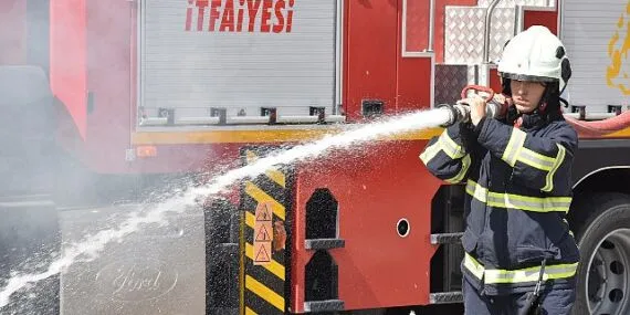 Lüleburgaz İtfaiyesi 927 yangına müdahale etti haberi