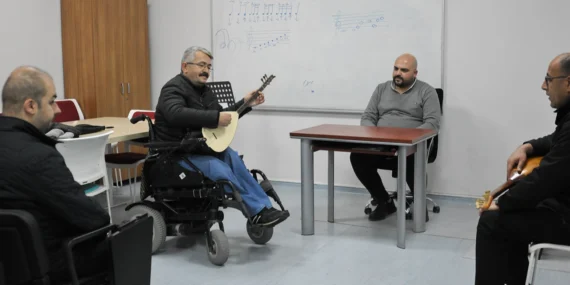 Malatya Büyükşehir Belediyesi engellilerin sosyalleşmesini sağlıyor haberi