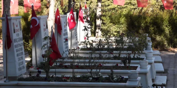 Malatya şehitlerin aziz hatıralarına sahip çıkıyor haberi