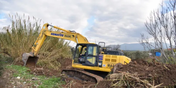 Manisa Büyükşehir 10 yıldır temizlenmeyen derelere el attı haberi