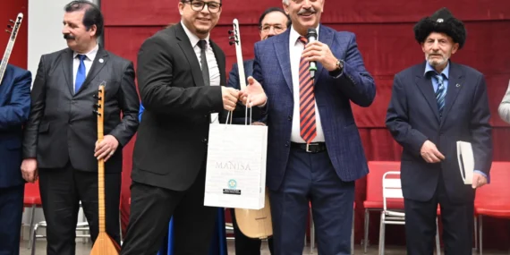 Manisa'da 4. geleneksel aşıklar bayramı coşkusu haberi