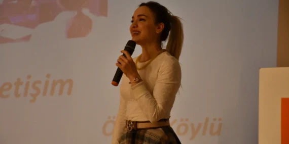 Manisa'da etkili iletişim eğitimi