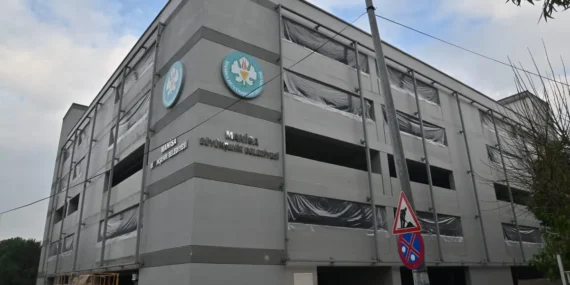 Manisa'da katlı otopark açılışa gün sayıyor haberi