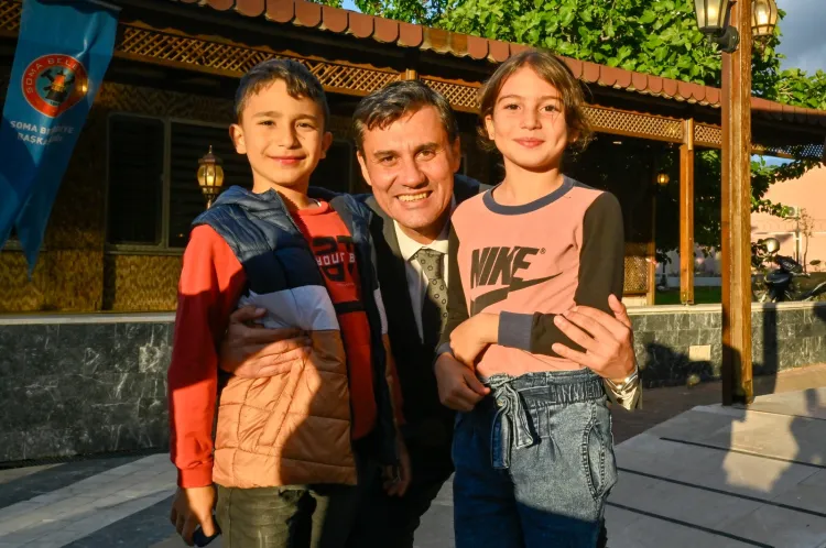 Manisalı çocuklara buz pateni keyfi haberi