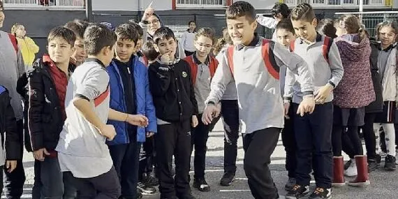 Menemen Belediyesi gelenekten geleceğe taşıyor haberi