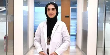 Menopoz ağız ve diş sağlığını da olumsuz etkiliyor haberi