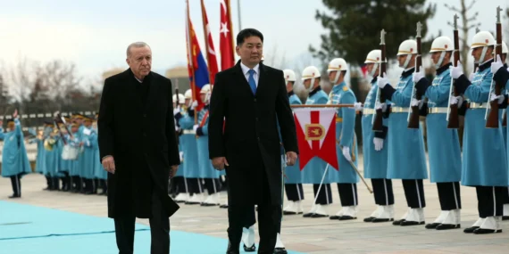 Moğolistan Cumhurbaşkanı Ankara'da haberi