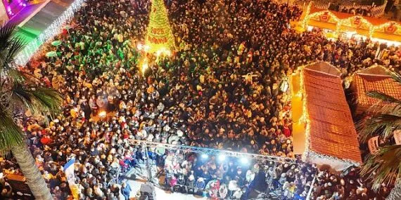 Mudanya yeni yıla binlerce kişi ile girdi