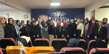 Mudanya'da AK Partili kadınlar Kalender'le devam haberi