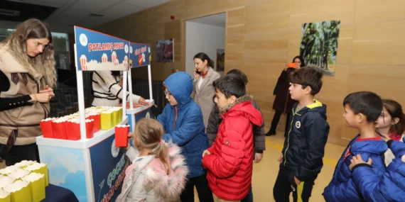 Muğla'da Başkan Aras’tan çocuklara sinema hediyesi haberi