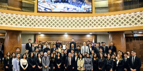 Muhittin Böcek’ten Antalyalı gençlere müjde haberi