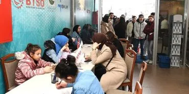 OKİM’de bir günde 250 kişi iş sahibi oldu haberi