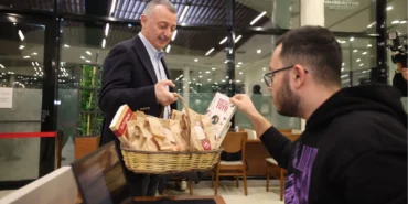 Öğrenciler yeni yıla kütüphanede 'merhaba' dedi
