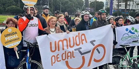 Pedallar daha fazla kabartmalı kitap için çevrildi haberi