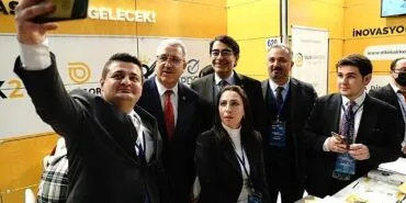 Rektör Prof. Dr. Budak, “Ege Kariyer Fuarı, öğrencilere kariyer planlarında yeni ufuklar açacak” haberi