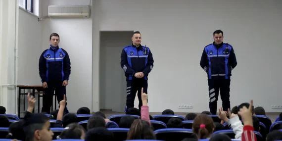 Sakarya zabıtasından okullarda trafik eğitimi haberi