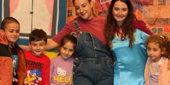 Sakarya'da çocuklar ‘Can Can ve Arkadaşları’ ile neşe buldu haberi