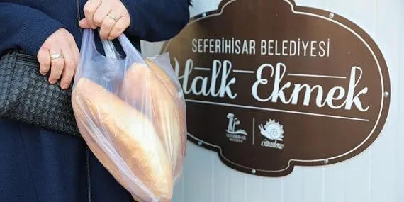 Seferihisar Belediyesi Vatandaşının Yanında: Ekmek 7 TL’den Satışta haberi