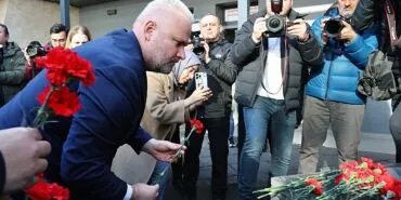 Şehidimizin Emaneti Olan Bayrağı Asla Düşürmeyeceğiz haberi