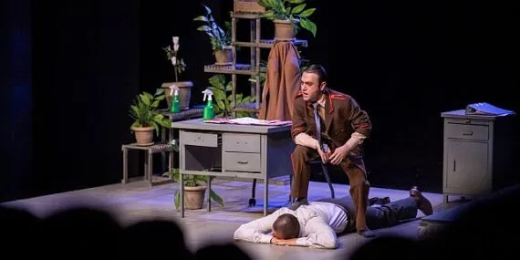 Şehir Tiyatroları'nın “Çok Tuhaf Soruşturma” oyununa büyük ilgi haberi