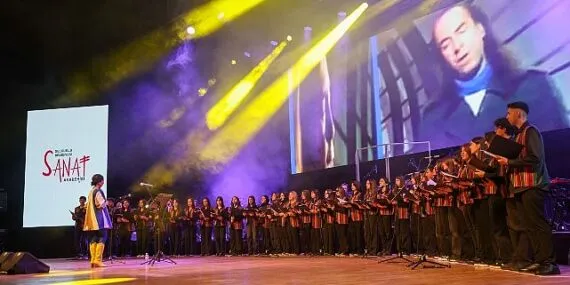 Selçuklu Belediyesi Sanat Akademisi Genç Korosu Erkin Koray Şarkılarıyla Unutulmaz Bir Gece Yaşattı haberi