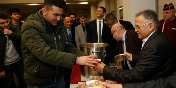 Sosyal dayanışmanın merkezi Kayseri Büyükşehir haberi