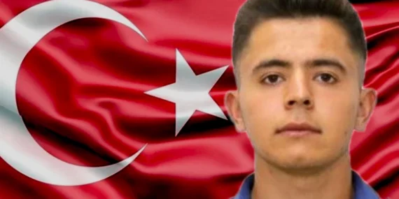 Trafik kazası geçiren Yunus Timi'nden bir polis memuru şehit! haberi