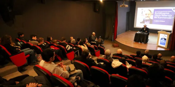 Ünlü tarihçi Hakan Erdem Sakarya'da tarihe yeni bir pencere açtı haberi