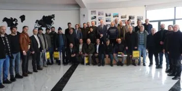 Bayburt Belediyesi'nden Emektarlarına Veda Yemeği Haberi