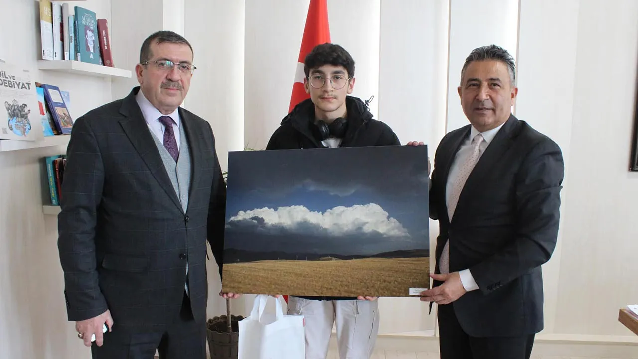 Bayburt'ta Sonbaharın En Güzel Kareleri Ödüllendirildi Haberi