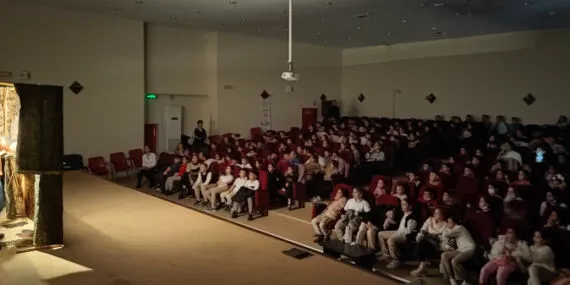 'Hacivat ve Karagöz Müzede' bu yılın turnesine başladı haberi