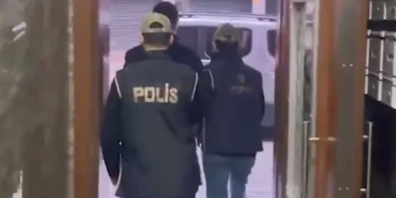 29 ilde FETÖ'ye 93 'Kıskaç'! haberi