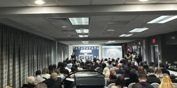 ABD'de ilk iş ve aile kampı büyük ilgi gördü! haberi