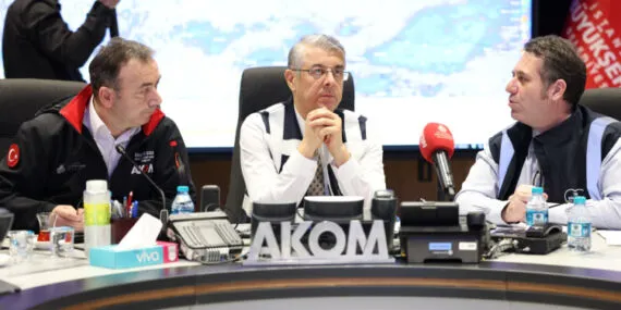 AKOM'da kış tatbikatı… Yeni sistem araçlar test edildi haberi