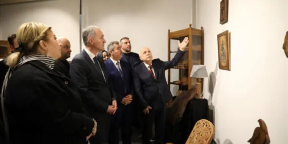 “Ahşap Ve Biz” sergisi Bursa İnegöl Kent Müzesinde açıldı haberi