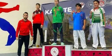 Aliağalı Karateciler Başarılarına Yenisini Ekledi haberi