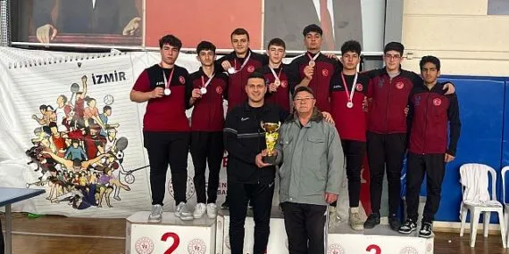 Aliağa’nın Genç Güreşçileri İzmir 2’ncisi Oldu haberi