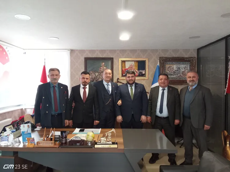 Anadolu Birliği Partisi'nde görev değişimi! haberi