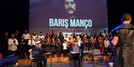 Anadolu rock müziğinin efsane isimlerinden Barış Manço vefatının 26’ncı yıl dönümünde Kadıköy’de anıldı haberi