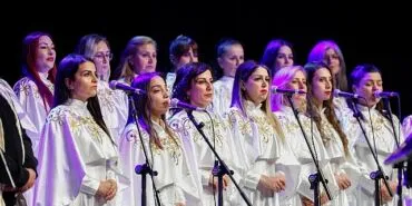 Antakya Medeniyetler Korosu 6 Şubat için Yenişehir’de sahne aldı haberi