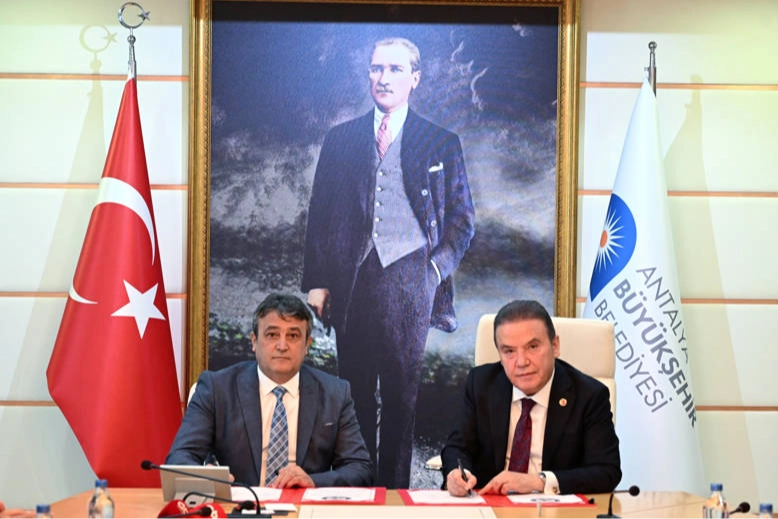 Antalya Büyükşehir’de işçileri sevindiren toplu sözleşme haberi