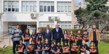 Antalya Kumluca'da Gençlik ve Spor'dan başarı kutlaması haberi