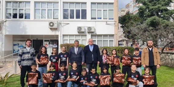 Antalya Kumluca'da Gençlik ve Spor'dan başarı kutlaması haberi