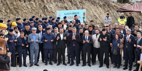 Antalya Kumluca'da yeni hizmet binasının temeli atıldı haberi